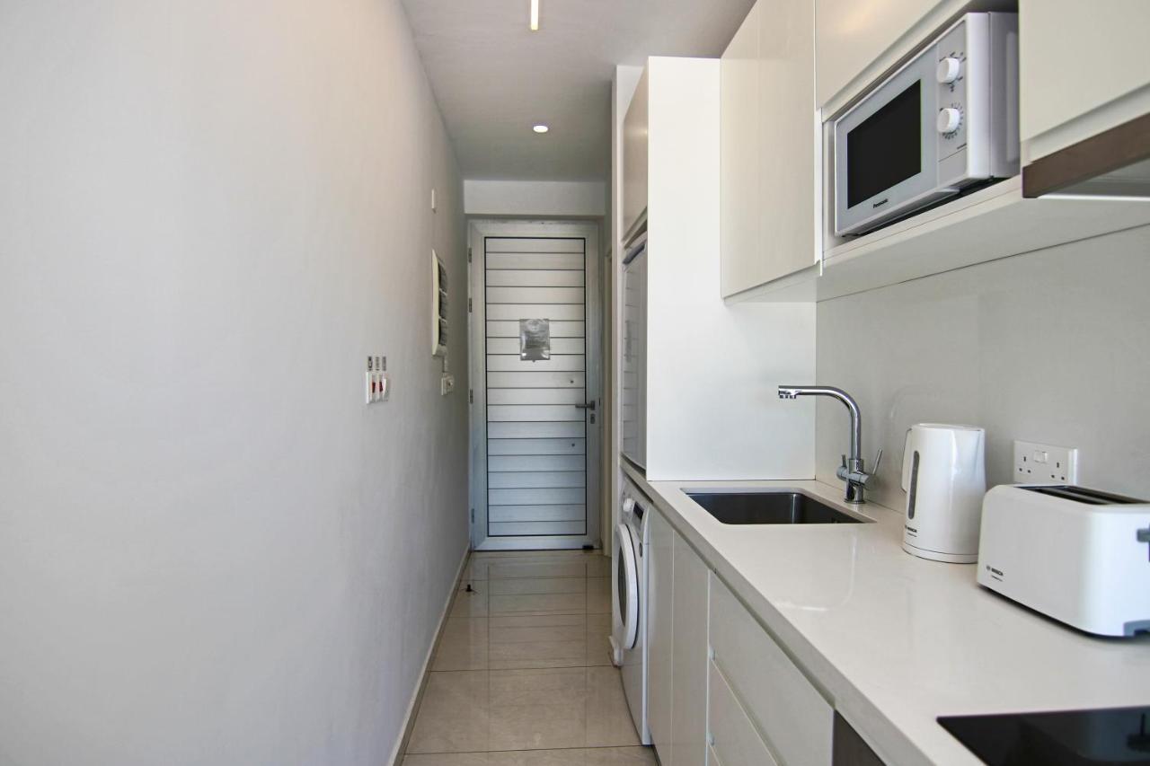 Phaedrus Living - Seaside Luxury Flat Harbour 103 Daire Pafos Dış mekan fotoğraf